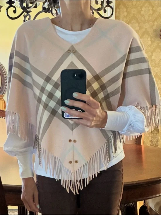 Burberry Pink Poncho - Picture 11 of 13